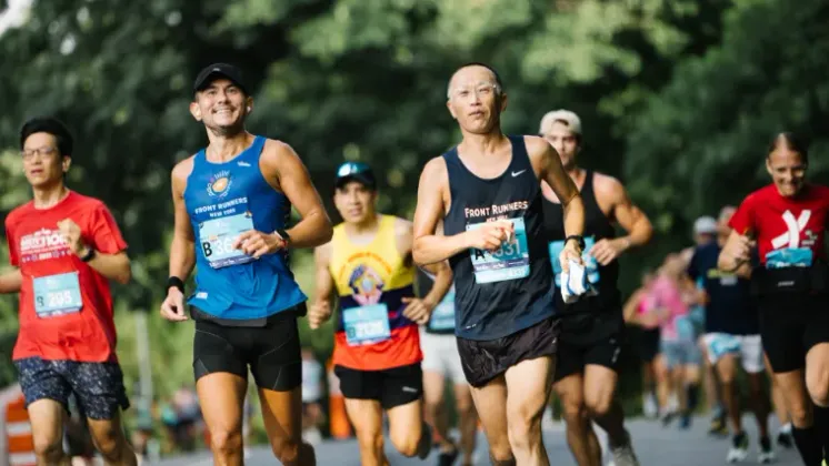 NYRR Front Runners group running in Central Park